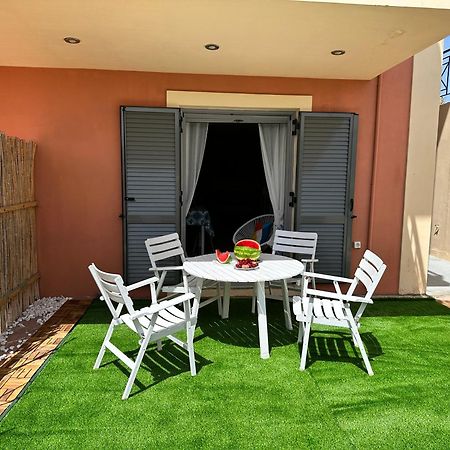 Lotus Studio Apartment North Lixouri Exterior foto